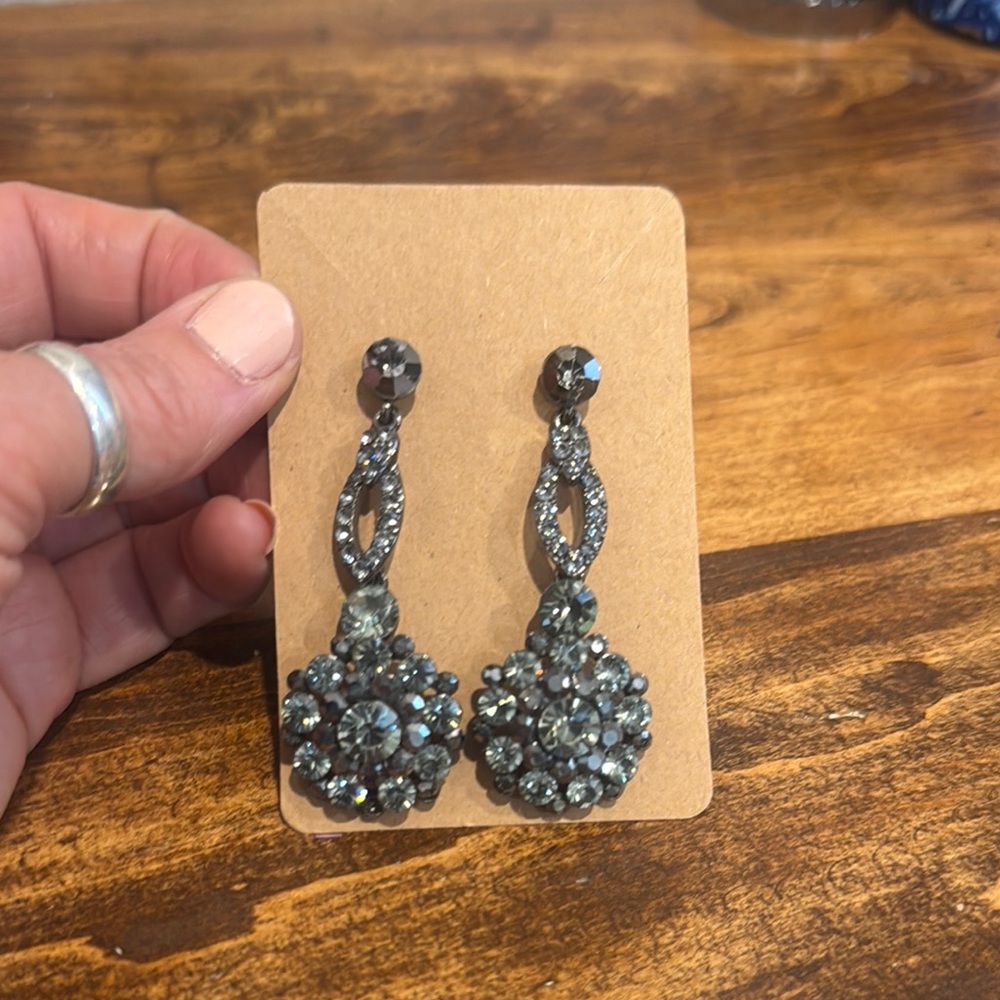 Elegant Silver Crystal Drop Earrings
